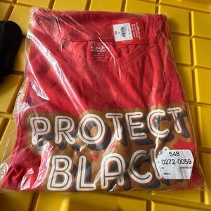 Hope and Wonder Red Graphic Tee - Short Sleeve